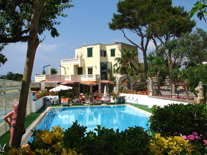 Albergo Villa Hibiscus Forio  Екстер'єр фото