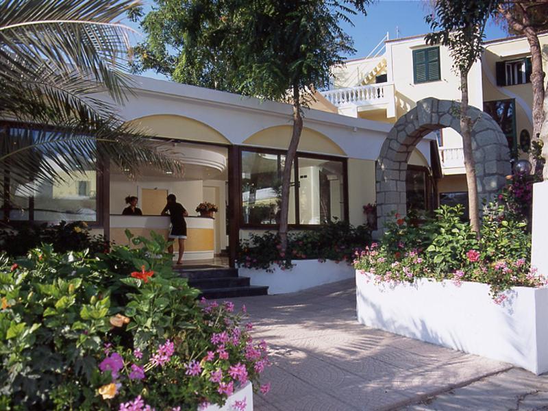 Albergo Villa Hibiscus Forio  Екстер'єр фото