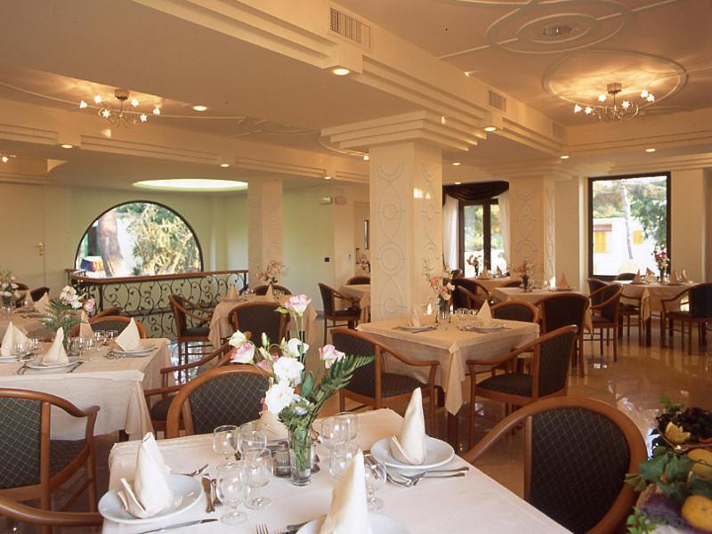 Albergo Villa Hibiscus Forio  Екстер'єр фото