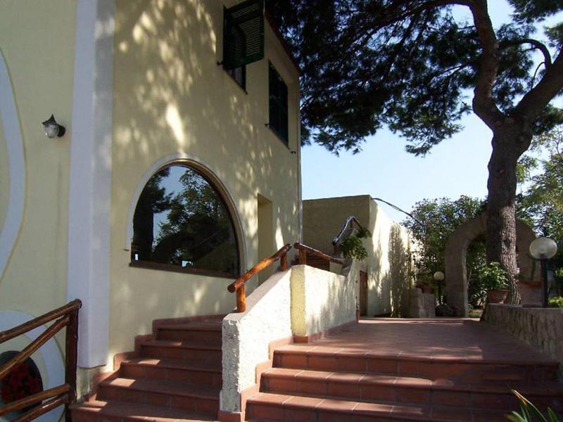Albergo Villa Hibiscus Forio  Екстер'єр фото